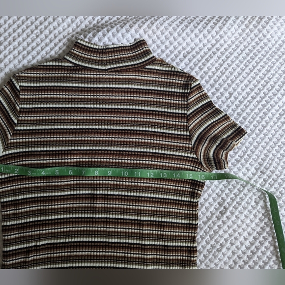 🎩 Basic Editions Mockneck Brown and Green Striped Top - Vintage - Picture 7 of 7